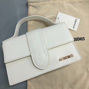 JACQUEMUS LE GRAND BAMBINO TOP-HANDLE BAG WHITE